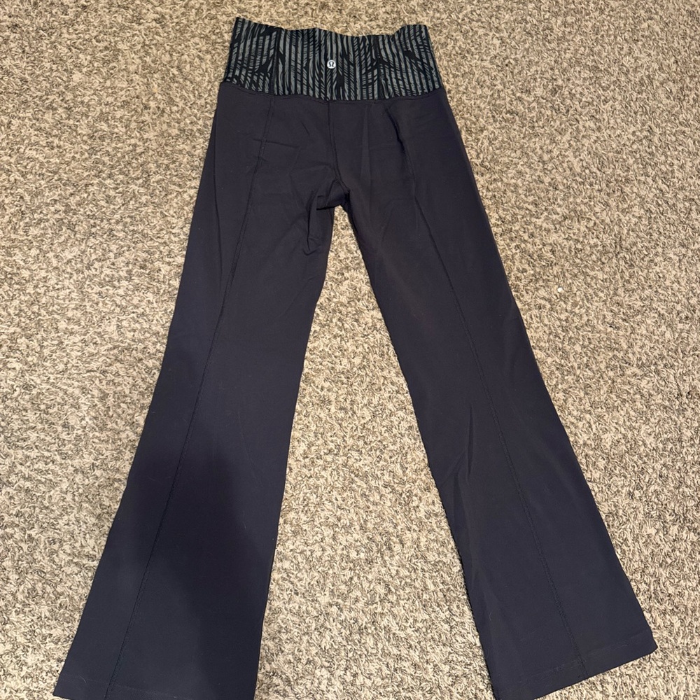 Black Flared Lululemon Yoga Pants